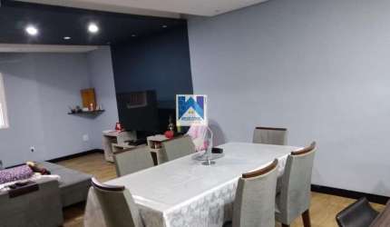 Valor do Imóvel R$ 800.000,00 3 suítes, sendo 1 suíte master com closet e hidromassagem  Varanda, &amp;#9642;&amp;#65038;Sala de estar, sala
