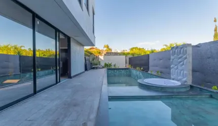 Casa ALTO PADRÃO com 4 dormitórios à venda, 525 m² - Praia do Estaleiro - Balneário Camboriú/SC