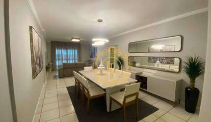 QUADRA MAR! Cobertura com 5 Suítes à venda, 260 m² em Meia Praia - Itapema/SC