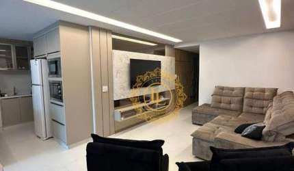APARTAMENTO MOBILIADO E DECORADO COM 03 SUÍTES E 02 VAGAS PRIVATIVAS  NA MEIA PRAIA