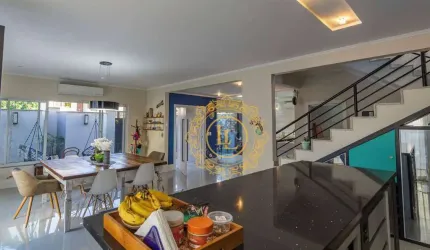 Casa Mobiliada com 3 suítes à venda, 350 m² no Centro - Balneário Camboriú/SC