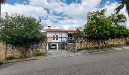 Casa com 4 quartos, Nova Gardênia, Atibaia - R$ 1.89 mi, Cod: 2546