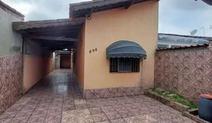 Casa térrea a venda em Itanhaém com 2 quartos