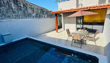BELA CASA COM LINDO ACABAMENTO NA CIDADE DE ITANHAÉM À VENDA!