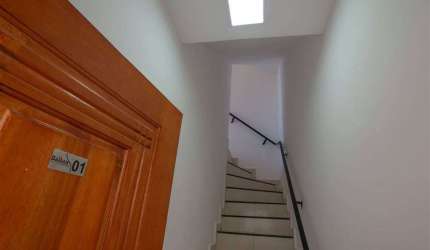 Casa à Venda em Jardim Melvi, Praia Grande - SP