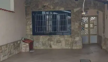 Casa Geminada Bairro Imperador Com Edícula