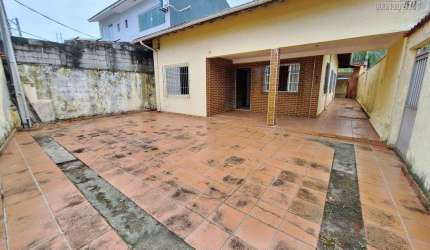 CASA EM LOCALIZAÇÃO MARAVILHOSA NO CENTRO DE MONGAGUA SP