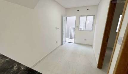 Casa de condomínio na Vila Tupi, 2 Dormitórios com Suíte! Casa Térrea!