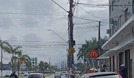 Imperdível: Kitnet Mobiliada à Venda na Vila Mirim, Praia Grande/SP! Ót. Locali