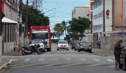 Apartamento com 1 quarto à venda na Tupi, Praia Grande , 50 m2 por R$ 215.000