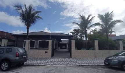 Casa à Venda em Balneário Flórida, Praia Grande - SP