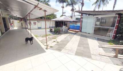 Casa à venda, 3 quartos, sendo 1 suíte, Bairro Czerniewicz, Jaraguá do Sul/ SC.