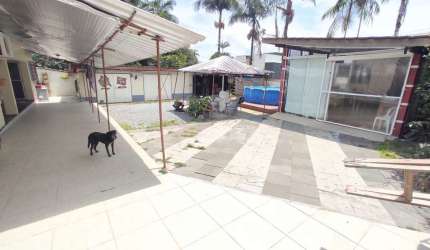 Casa com 3 quartos à venda na Rua Germano Grutzmacher, Czerniewicz, Jaraguá do Sul por R$ 800.000