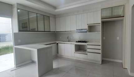 Casa com 3 quartos à venda na Rua Rudolfo de Paiva Lopes, 45, Czerniewicz, Jaraguá do Sul por R$ 650.000