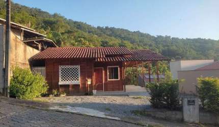 Casa com 2 quartos à venda na Rua Ângelo Torinelli, Vila Nova, Jaraguá do Sul por R$ 615.000