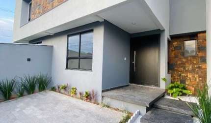 Casa com 3 quartos à venda na Rua Alvim Grützmacher, Três Rios do Sul, Jaraguá do Sul por R$ 699.000