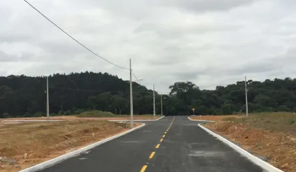 Terreno à venda na R. Estácio Girardi, Barro Branco, Guaramirim por R$ 150.000