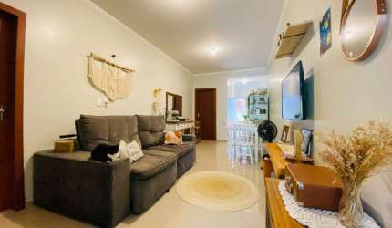 Casa com 2 quartos à venda na Rua Papa João XXIII, Jaraguá 99, Jaraguá do Sul por R$ 380.000