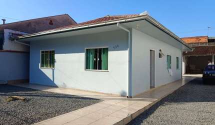 Casa com 3 quartos à venda na Victor Withoshi, 336, Tifa Martins, Jaraguá do Sul por R$ 590.000