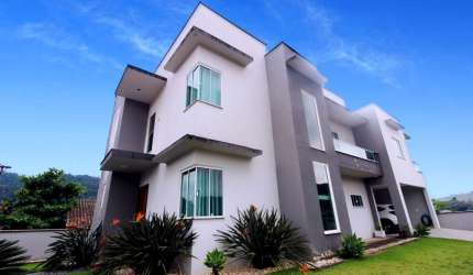 Casa com 4 quartos à venda na Rua Guilhermino Zapelini, Estrada Nova, Jaraguá do Sul por R$ 1.180.000