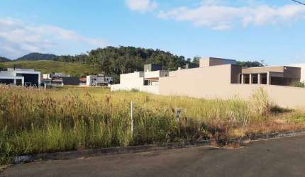 Terreno à venda na Rua Alfredo Klug, Três Rios do Norte, Jaraguá do Sul por R$ 320.000