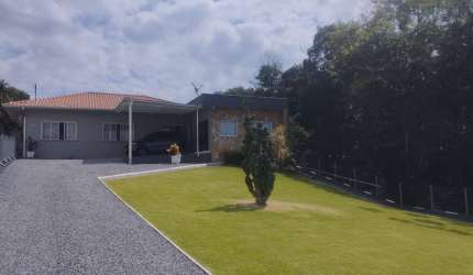 Casa com 3 quartos à venda na Rua Ana Zacko, Barra do Rio Molha, Jaraguá do Sul por R$ 690.000