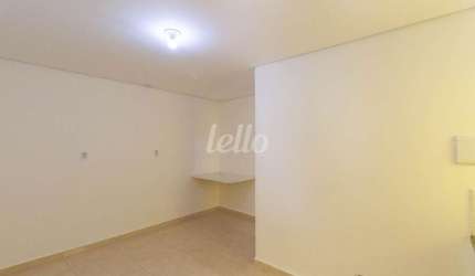 Sala comercial com 1 sala para alugar na Rua Vitorino Carmilo, --, Barra Funda, São Paulo, 14 m2 por R$ 1.800