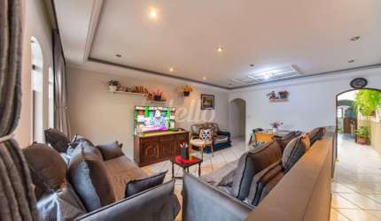 Casa com 4 quartos para alugar na Rua Coimbra, --, Vila Pires, Santo André, 200 m2 por R$ 5.000