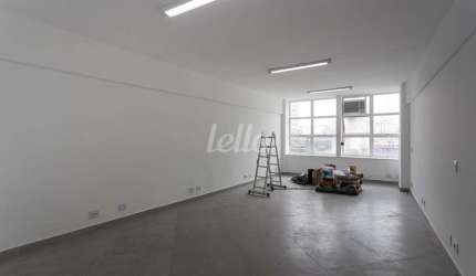 Sala comercial com 1 sala para alugar na Rua Vinte e Quatro de Maio, --, República, São Paulo, 62 m2 por R$ 1.500