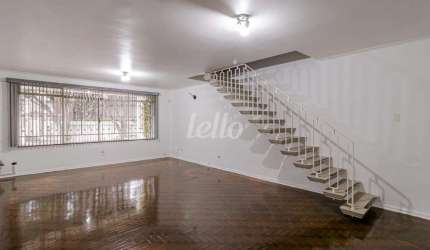Casa comercial com 1 sala para alugar na Rua Antônio Augusto Covello, --, Vila Monumento, São Paulo, 304 m2 por R$ 5.300