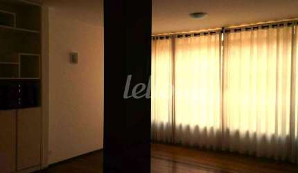 Casa comercial com 1 sala à venda na Rua Alice Macuco Alves, 89, Vila Madalena, São Paulo, 300 m2 por R$ 2.300.000