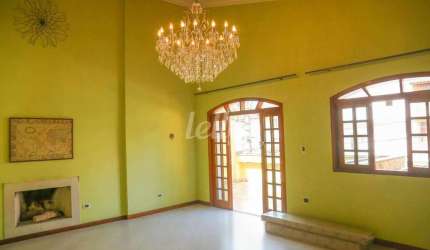 Casa com 3 quartos à venda na Rua Japeacaba, 65, Vila Albertina, São Paulo, 266 m2 por R$ 1.200.000