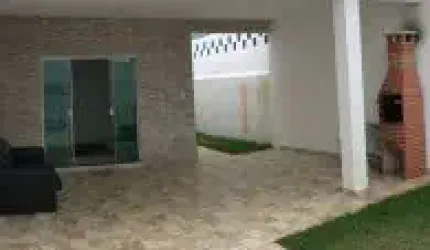 Casa no bairro Jardim das Palmeiras, em Itanhaém - sendo lado praia.