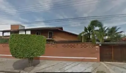 Casa à venda localizada no bairro Jardim Márcia, em Peruíbe ** Aceita financiamento bancário!