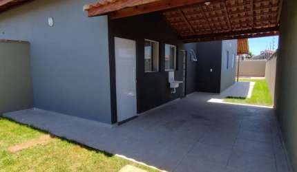 CASA COM PISCINA Á VENDA EM ITANHAÉM, COM M² ESPECIAL - CONFIRA!