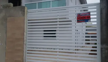 CASA A VENDA NO UMUARAMA COM EXCELENTE ACABAMENTO.