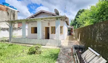 Casa a venda em Itanhaém com 663m² de área total .