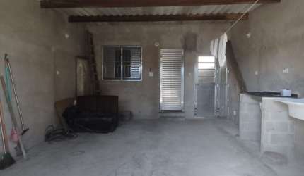 Casa para investidor á 700m do centro de Itanhaém /SP