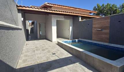 CASA NOVA COM PISCINA A 1300M DO MAR - ITANHAÉM