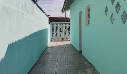CASA PROXIMO AO CENTRO DE ITANHAÉM - SP