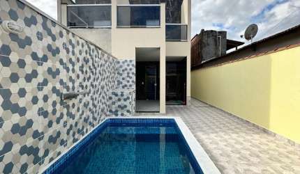 Casa nova com piscina a venda em Itanhaém/SP- Suarão 500m do mar
