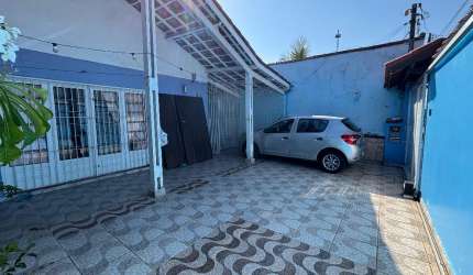 Casa lado praia próximo ao Centro da cidade á 400m do mar - Itanhaém/SP.
