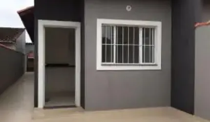 Excelente casa localizada no bairro Nova Itanhaém