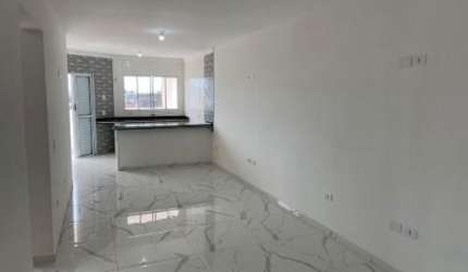 Lindo apartamento localizado no Balneário Gaivota - lado praia.