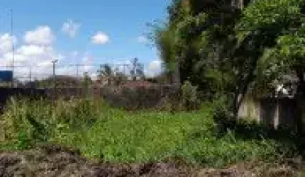 Terreno localizado no bairro Recanto dos Imigrantes, em Itanhaém.