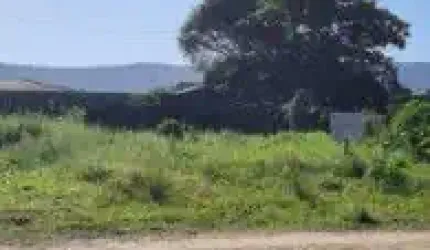 Terreno no bairro Suarão, em Itanhaém - localizado no lado praia frente ao mar.