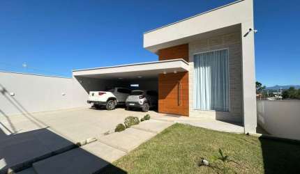 Casa para Venda em Criciúma, Vila Floresta, 3 dormitórios, 1 suíte, 2 banheiros, 2 vagas
