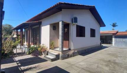 Casa para Venda em Criciúma, Mina do Mato, 4 dormitórios, 1 banheiro, 1 vaga