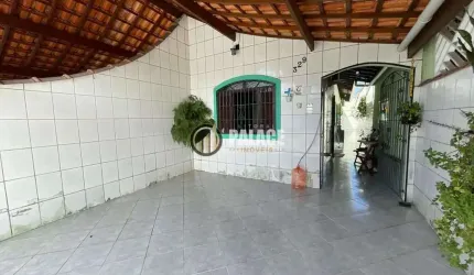 Casa com 2 dormitórios à venda, 70 m² por R$ 440.000,00 - Maracanã - Praia Grande/SP