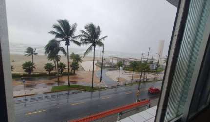 LINDO APARTAMENTO À VENDA COM VISTA MAR NA TUPI.